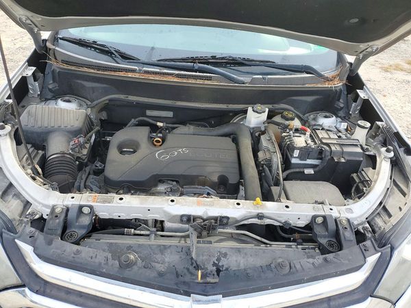 2018 CHEVROLET EQUINOX Premier (1LZ) — Engine bay