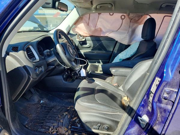 2017 JEEP RENEGADE Limited — DENT
