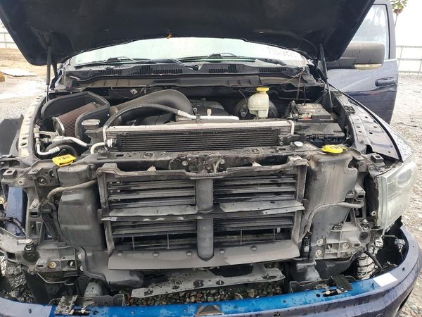 2018 RAM 1500 Longhorn — Engine bay