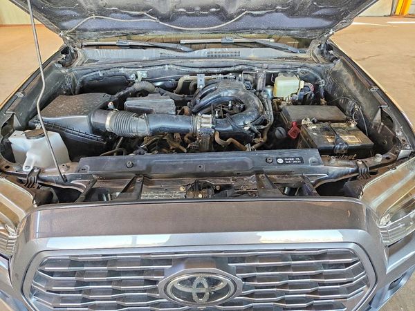 2018 TOYOTA TACOMA — Engine bay