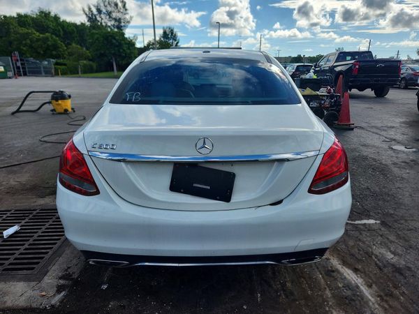 2016 MERCEDES-BENZ C-CLASS C300 — DIRR