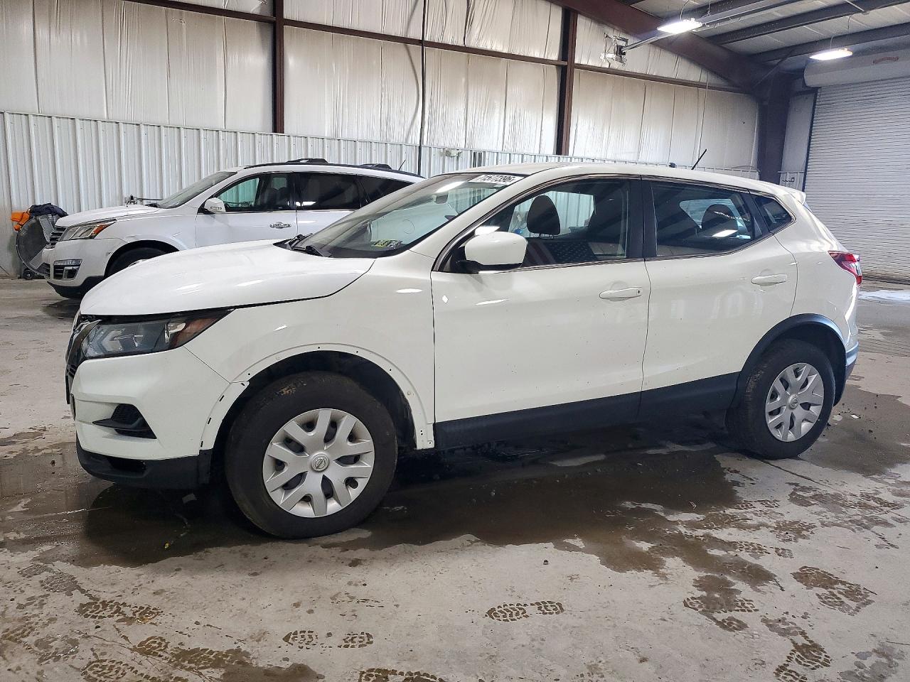 2020 NISSAN ROGUE SPORT — Front 3/4