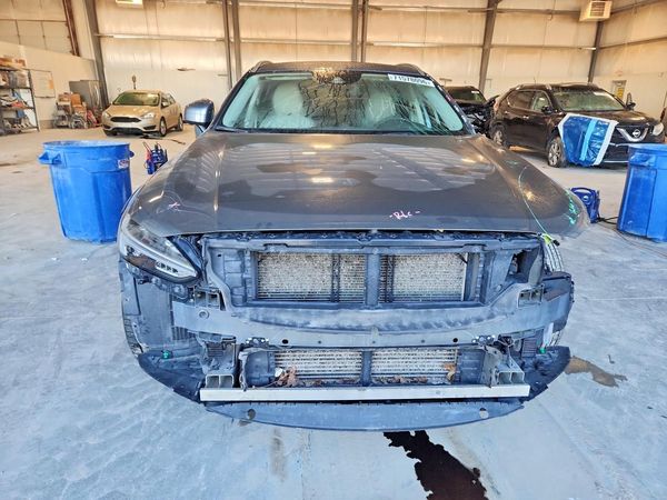 2017 VOLVO V90 CROSS COUNTRY Inscription — DIRF