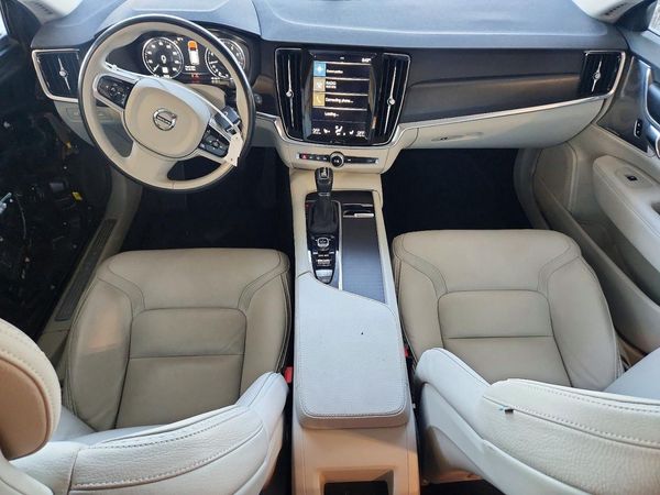 2017 VOLVO V90 CROSS COUNTRY Inscription — CKPT