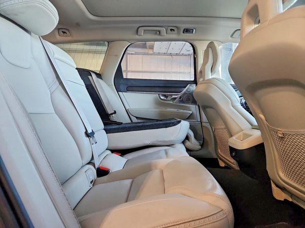 2017 VOLVO V90 CROSS COUNTRY Inscription — PSRS