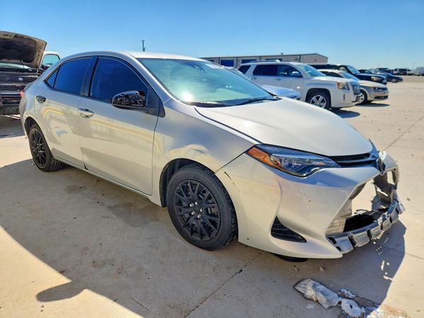 2018 TOYOTA COROLLA L/LE/SE/XLE/XSE — Passenger 3/4