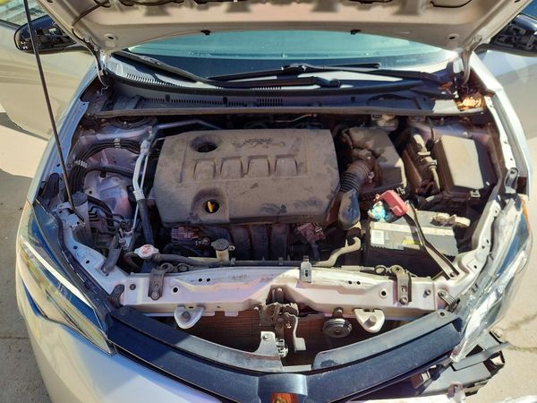 2018 TOYOTA COROLLA L/LE/SE/XLE/XSE — Engine bay
