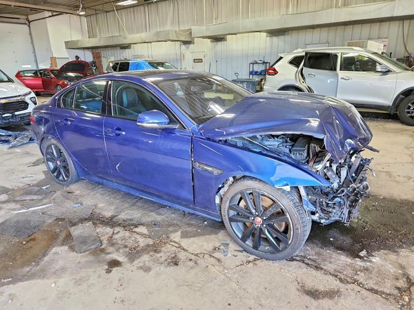 2017 JAGUAR XE R-Sport — Passenger 3/4