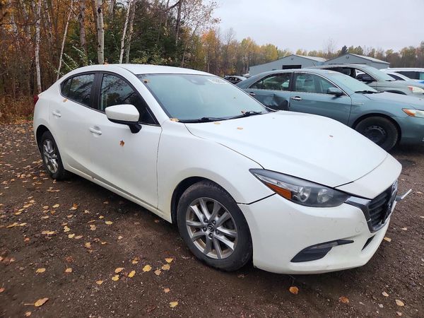 2018 MAZDA 3 Touring — Passenger 3/4