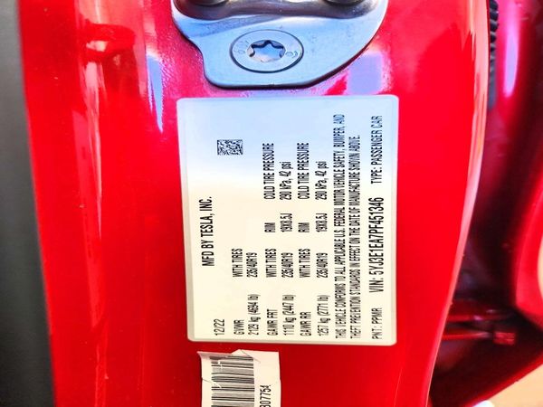 2023 TESLA MODEL 3 — VINS