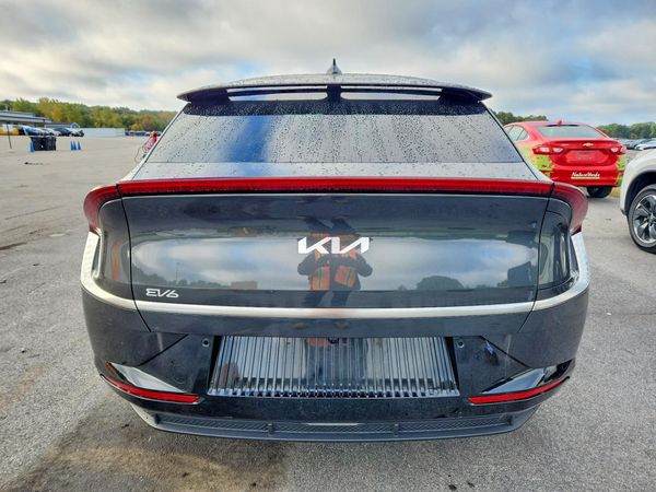 2023 KIA EV6 Light, Wind — DIRR
