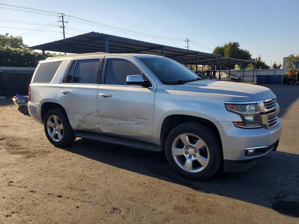 2015 CHEVROLET TAHOE LT — Passenger 3/4
