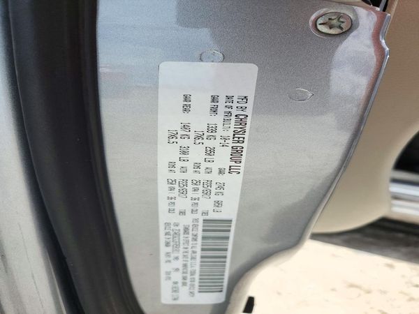 2015 DODGE GRAND CARAVAN SXT — VINS
