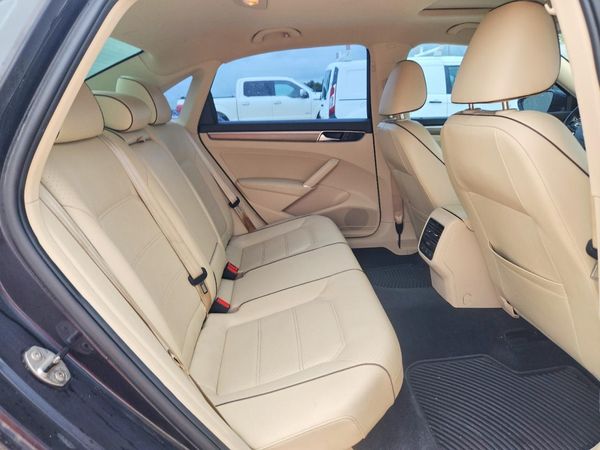 2017 VOLKSWAGEN PASSAT SE — PSRS