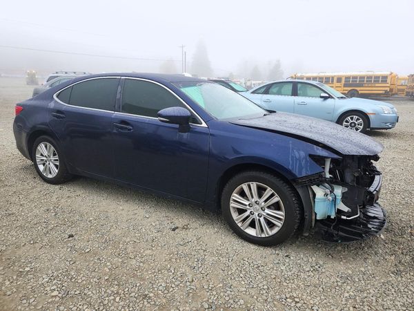 2014 LEXUS ES 350 — Passenger 3/4