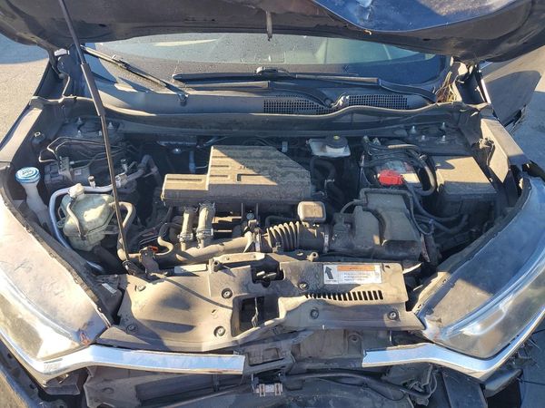 2019 HONDA CRV EX — Engine bay