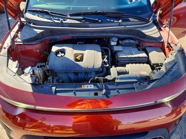 2022 KIA SOUL EX — Engine bay