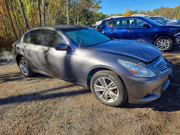 2012 INFINITI G37 — Passenger 3/4