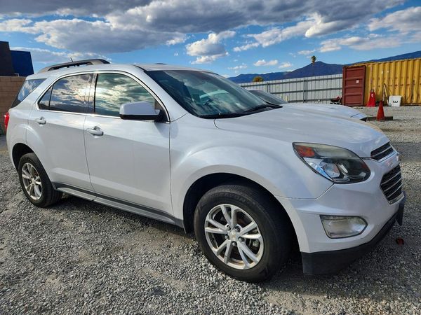2017 CHEVROLET EQUINOX LT / FL — Passenger 3/4