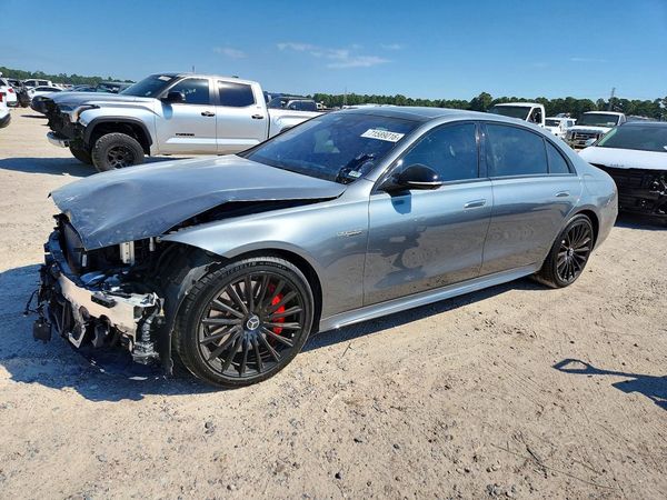 2024 MERCEDES-BENZ S-CLASS AMG S 63 E Performance — Front 3/4