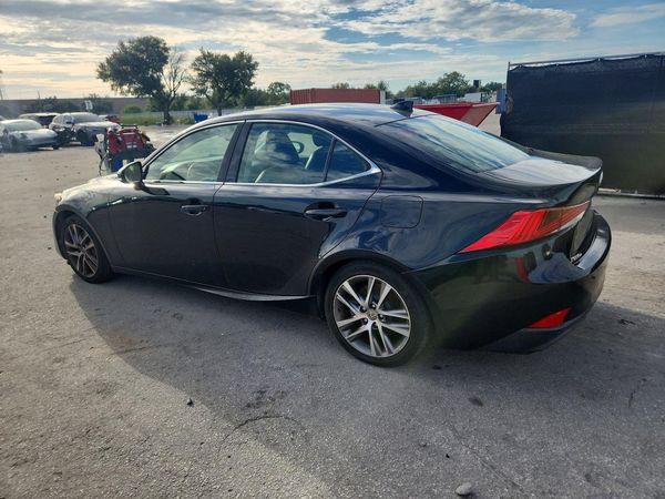 2018 LEXUS IS 300 — DSRA