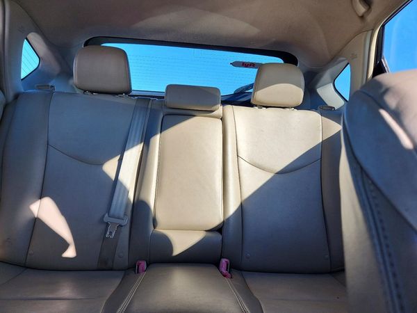 2013 TOYOTA PRIUS — SUVN