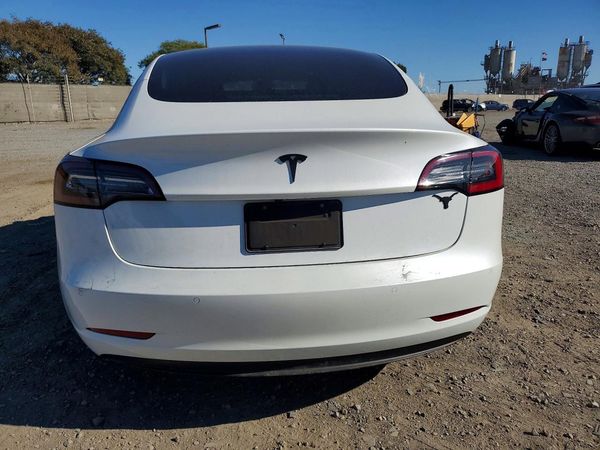 2022 TESLA MODEL 3 — DIRR