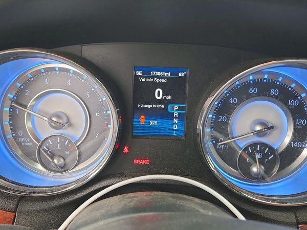 2014 CHRYSLER 300 — ODOM