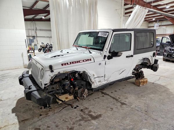 2015 JEEP WRANGLER Rubicon — Front 3/4