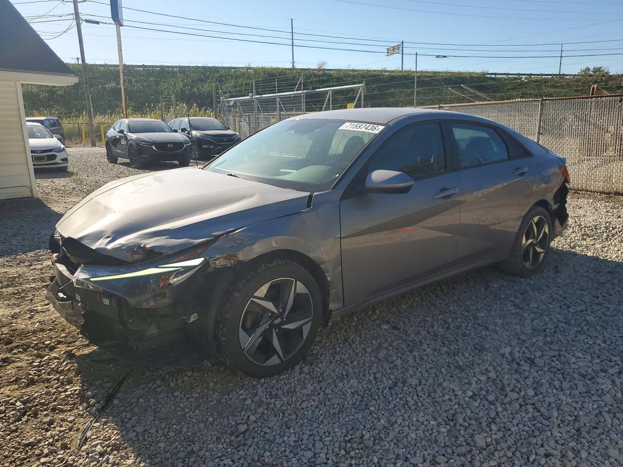 2023 HYUNDAI ELANTRA SEL — Front 3/4