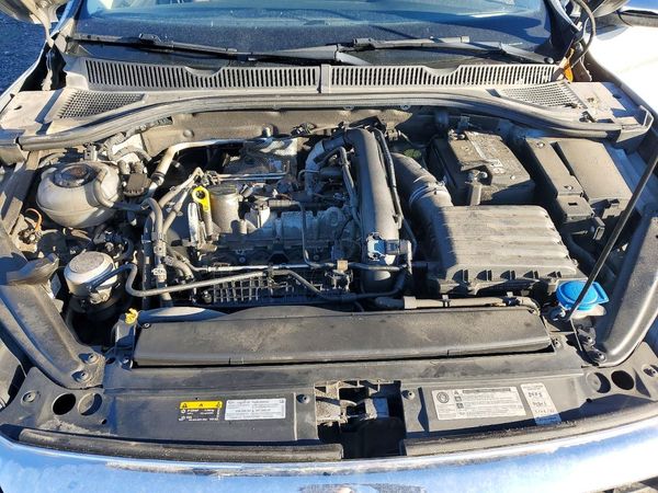 2020 VOLKSWAGEN JETTA S, R-Line — Engine bay
