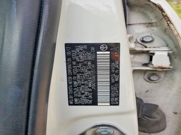 2013 TOYOTA PRIUS — VINS