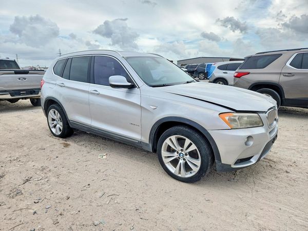 2013 BMW X3 — Passenger 3/4