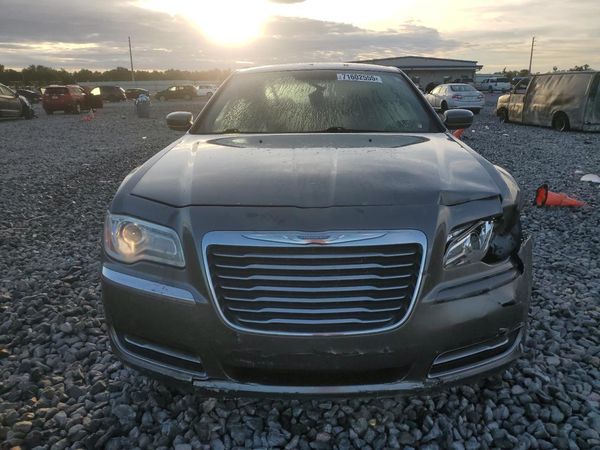 2012 CHRYSLER 300