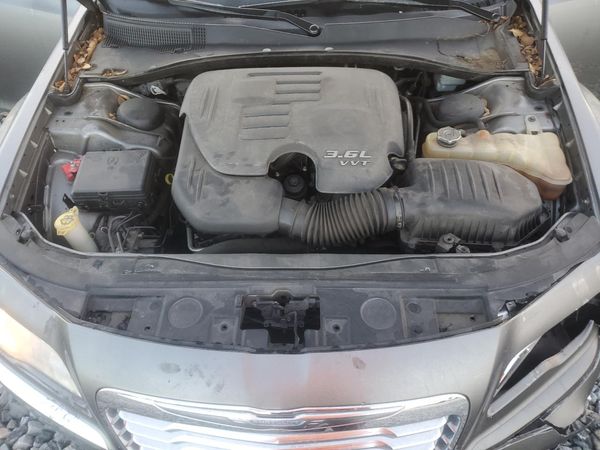 2012 CHRYSLER 300