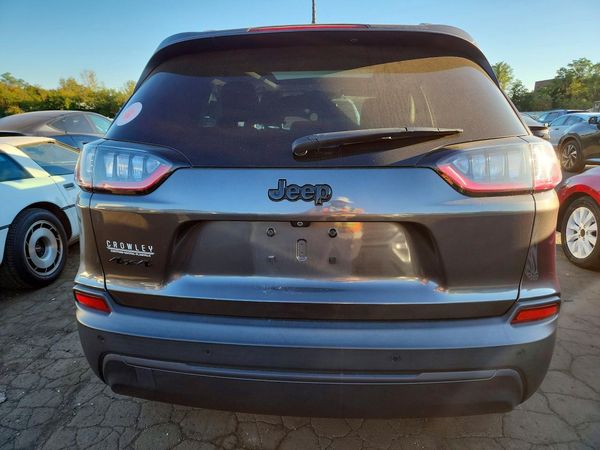 2019 JEEP CHEROKEE Latitude Plus — DIRR