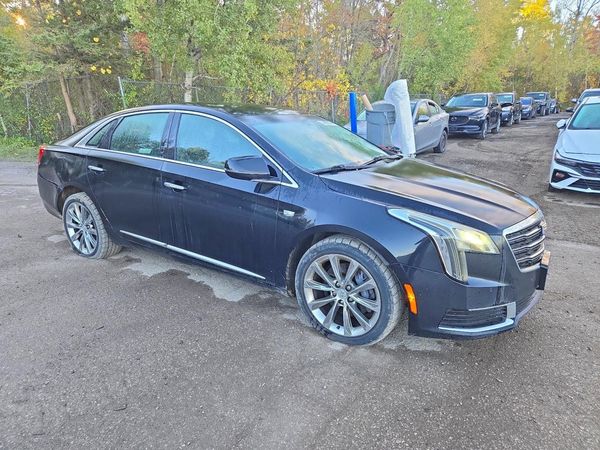 2018 CADILLAC XTS — Passenger 3/4