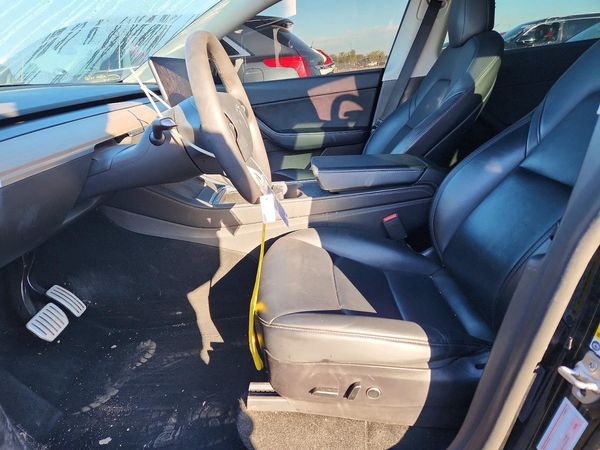2021 TESLA MODEL Y — DENT