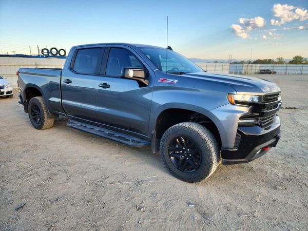 2019 CHEVROLET SILVERADO Trail Boss - LT — Passenger 3/4
