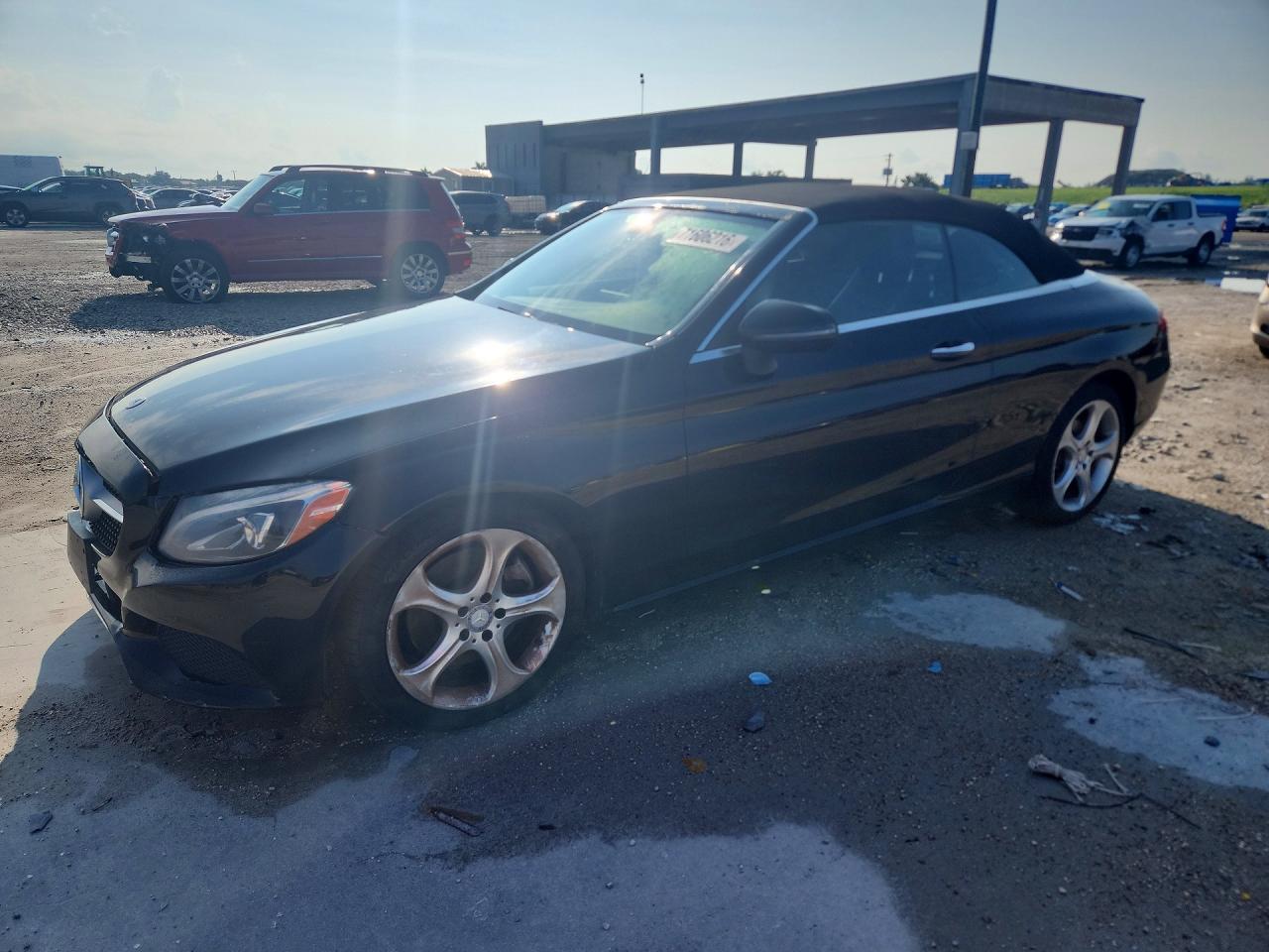 2017 MERCEDES-BENZ C-CLASS C300-4M — Front 3/4