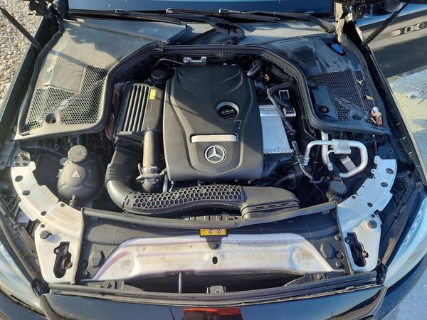 2017 MERCEDES-BENZ C-CLASS C300-4M — Engine bay