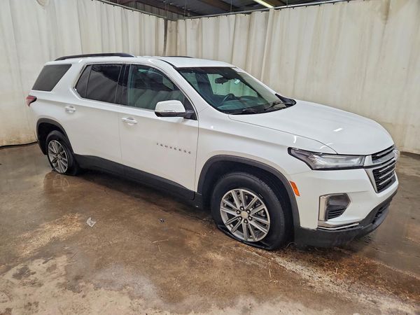 2023 CHEVROLET TRAVERSE LT — Passenger 3/4