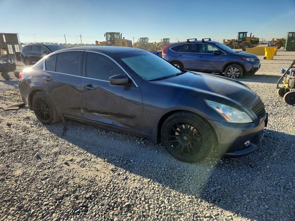 2013 INFINITI G37 — Passenger 3/4