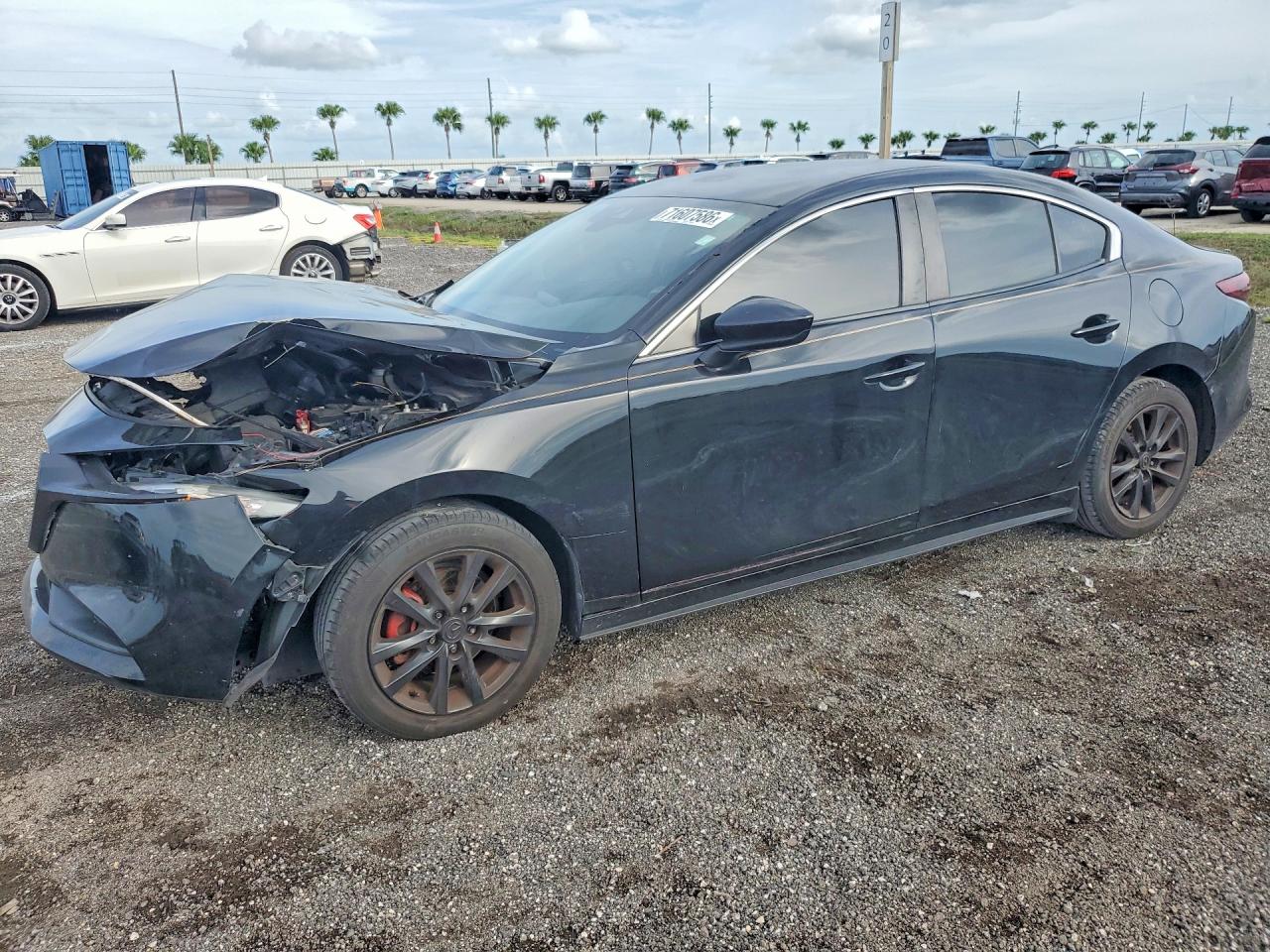 2021 MAZDA 3 Mazda3 — Front 3/4