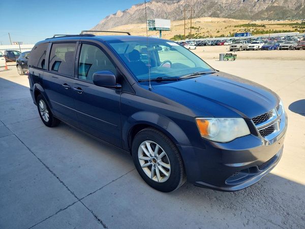 2016 DODGE GRAND CARAVAN SXT — Passenger 3/4