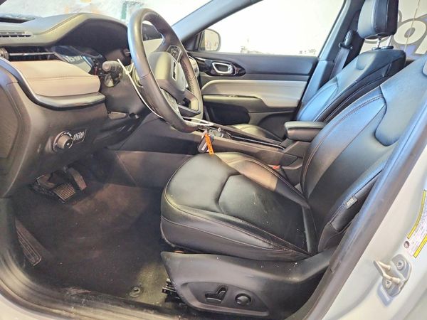 2024 JEEP COMPASS Limited — DENT