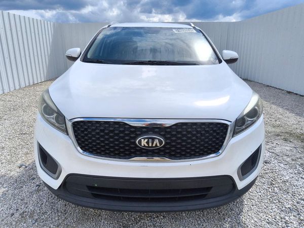 2017 KIA SORENTO L, LX — DIRF