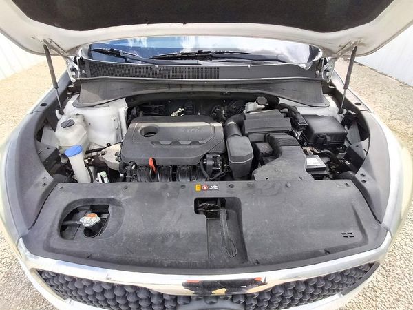 2017 KIA SORENTO L, LX — Engine bay