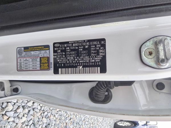 2017 KIA SORENTO L, LX — VINS
