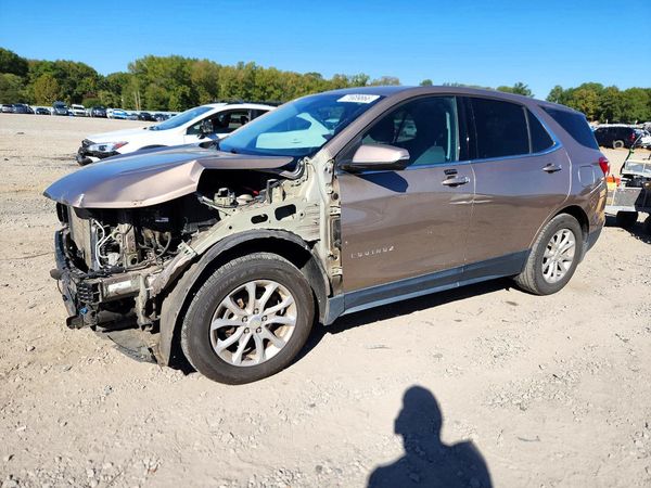 2018 CHEVROLET EQUINOX LT (1LT) — Front 3/4